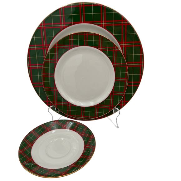 Vintage Bread and Butter Plates (4) Tartan Plaid by Royal Doulton Set of 4 - Picture 3 of 12